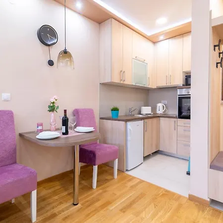 Mili Lux Apartament *